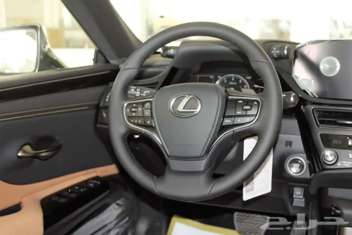 لكزس - ES 350 - CA - استندر - بريمي - 2025 10