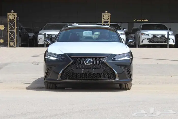 لكزس - ES 350 - F - Sport - خليجي - 2025 0
