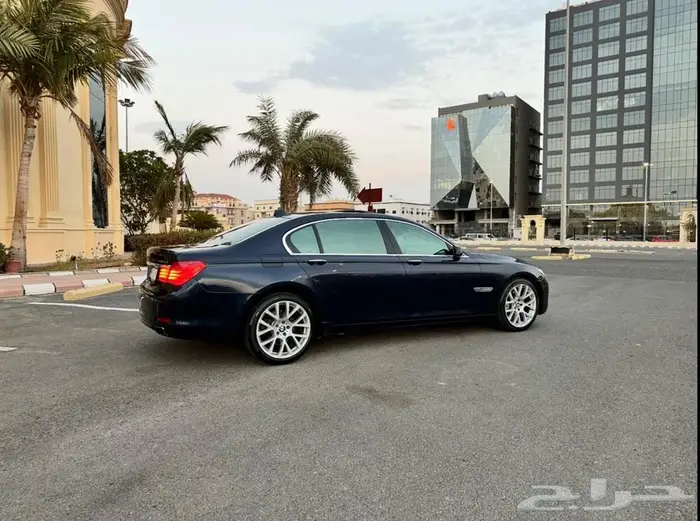 للبيع BMW 740 Li لارج نظيف جدا مصين تماما 2011 0
