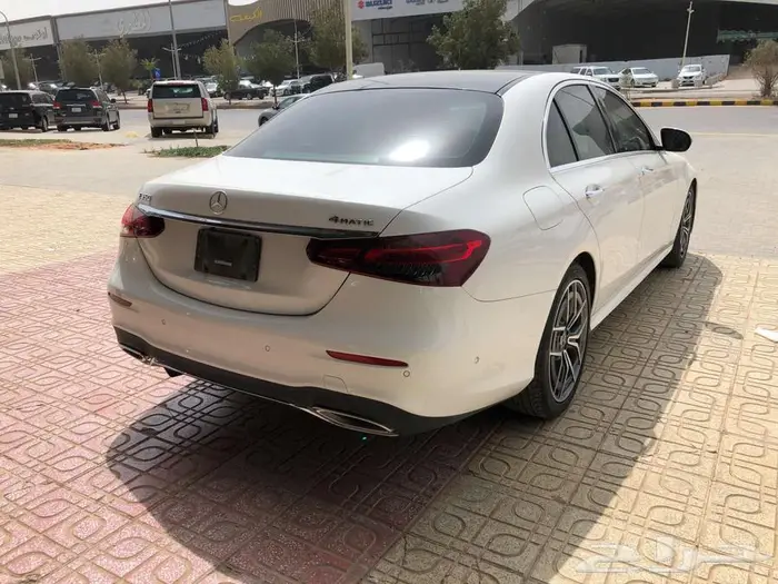 مرسيدس E350 موديل 2021 ابيض 12