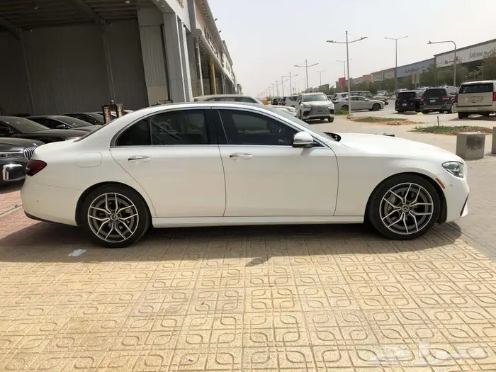 مرسيدس E350 موديل 2021 ابيض 4