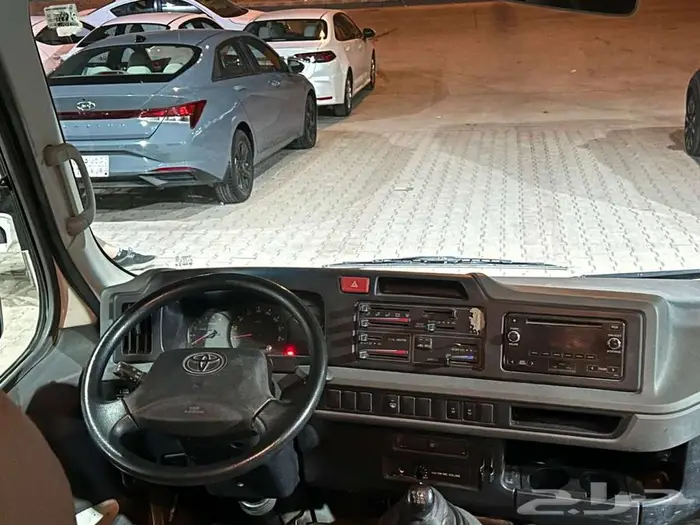 تويوتا باص كوستر 2020 ديزل 23 راكب 6
