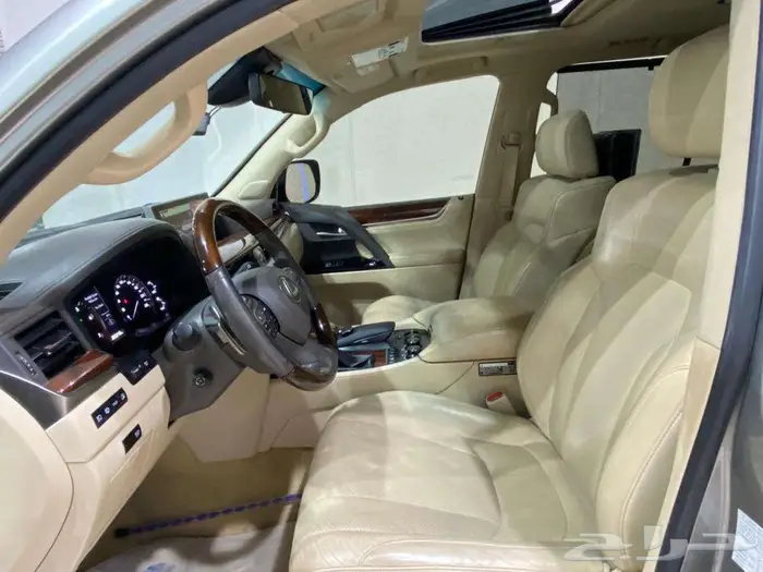 لكزس LX570 موديل 2016ماللك 2 لوحه مميزه 31