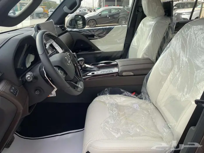 لكزس LX600 BB 2025 سعودي رمادي داخلي افوايت بطاقه جمركيه 7