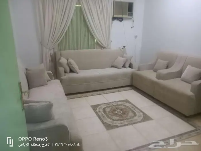 كنب للبيع مع الستاره 0