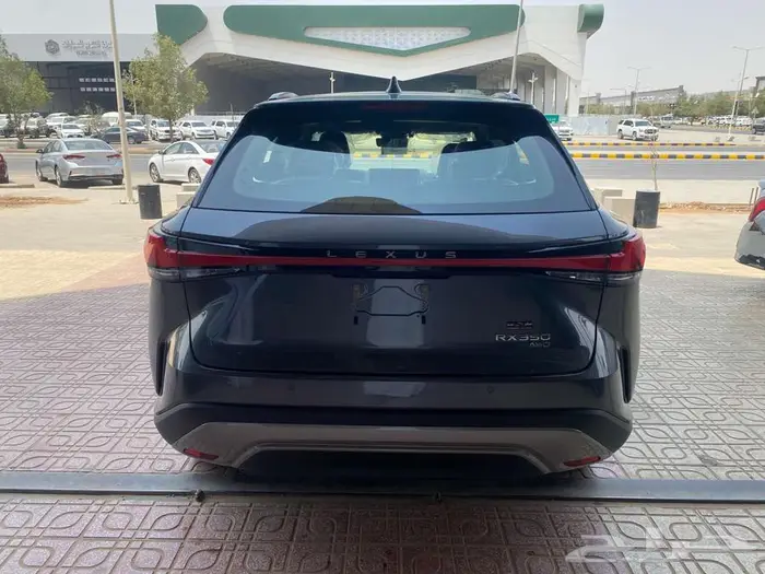 لكزس RX350BH 2024 سعودي اسود - ابيض. 13