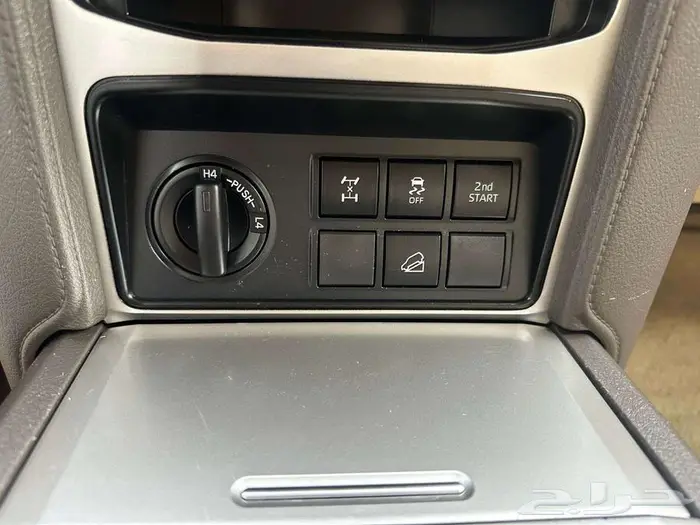 تويوتا برادو 6 سلندر دبل Toyota Prado 2023 13