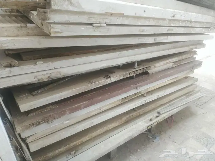 أبواب خشب مستعملة 1