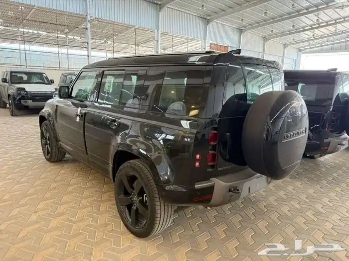 عرض خاص لاندروفر - ديفندر HSE V6 موديل 2025 -سعودي- 1