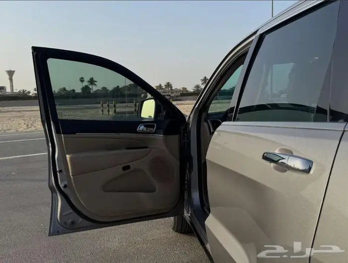 جيب جراند شروكي 2018 Limited ( ممشى قليل ) 10