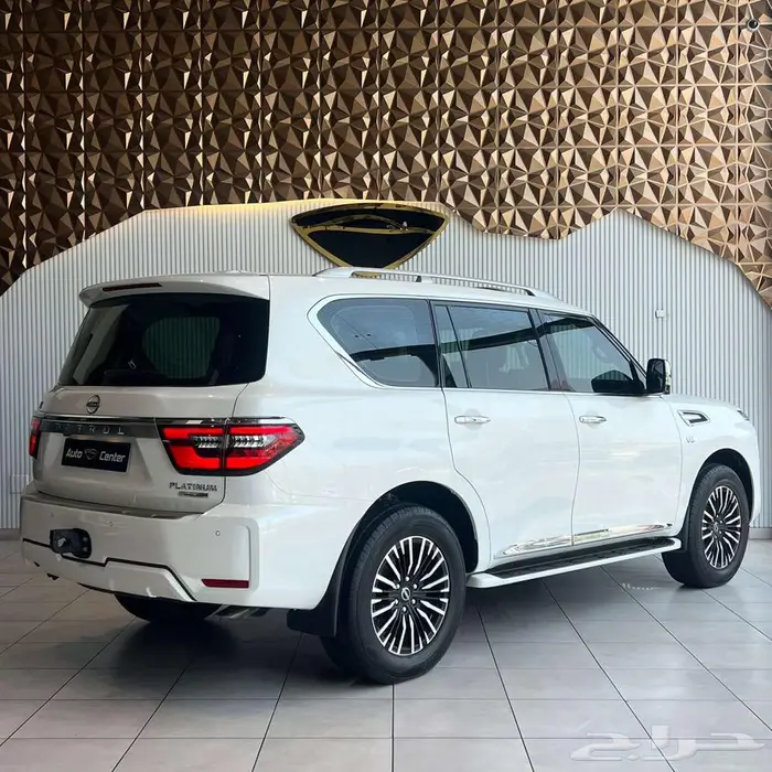 NISSAN PATROL PLATINUM V8 2022 WHITE 4
