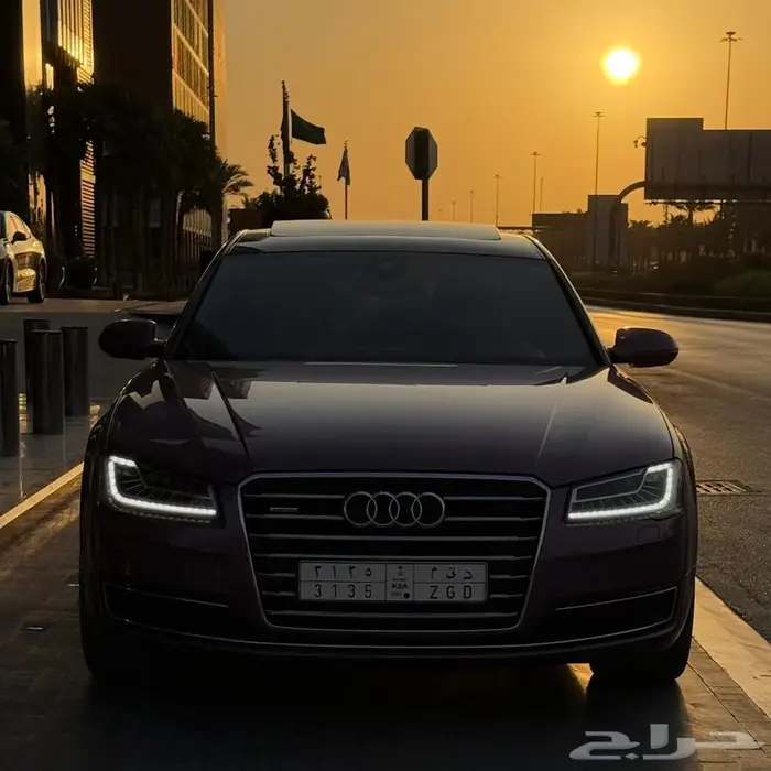 Audi A8 ( طلبية ) بحالة الوكالة فل 7