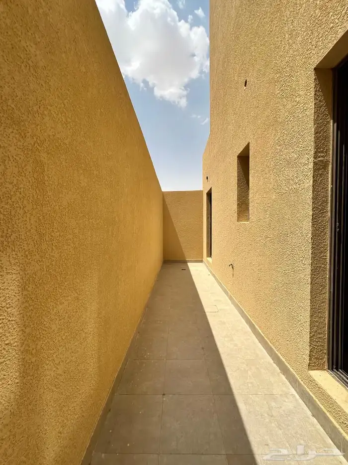 ادوار للبيع بالمزاحمية 1