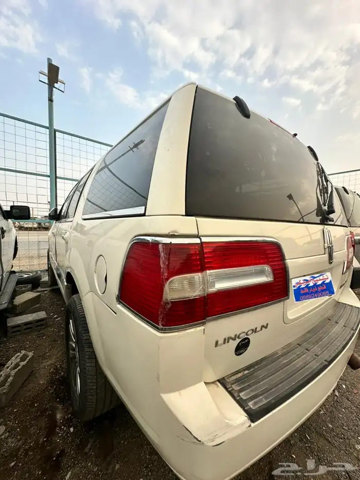 قطع غيار لينكولن نافجيتور 2009 8