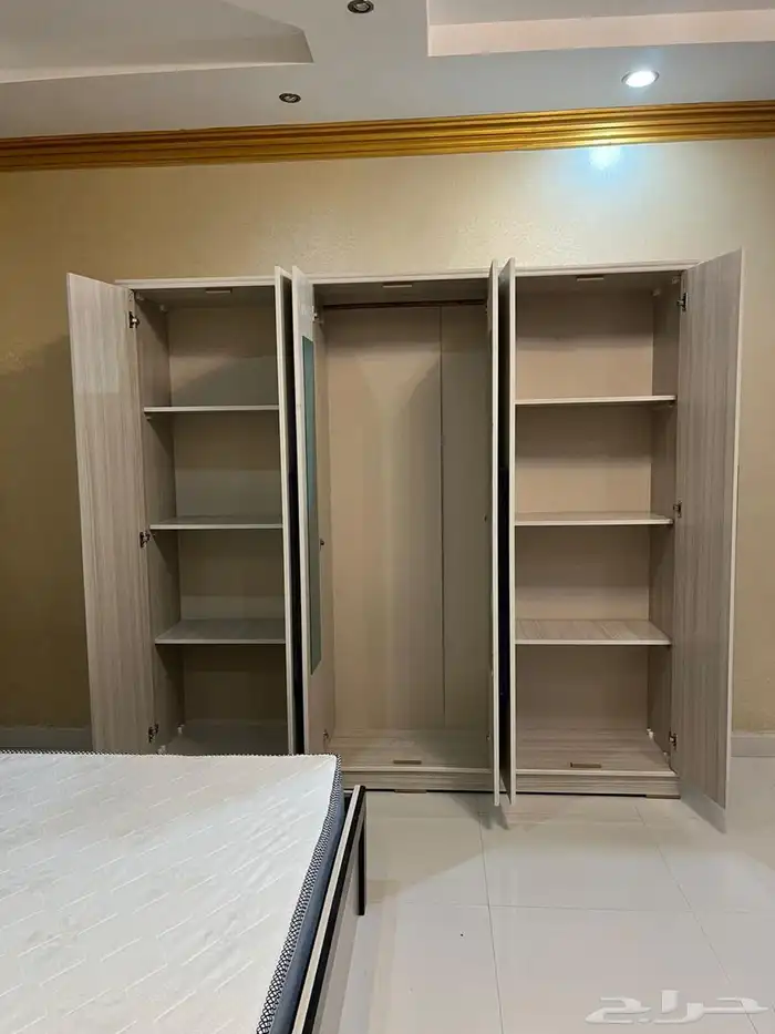 سرير دواليب غرفة نوم حسب الطلب مراتب لحاف 0