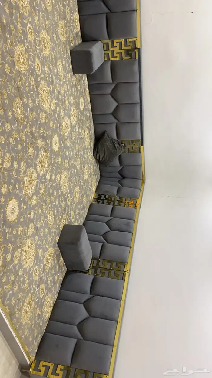 زاويه للبيع 1