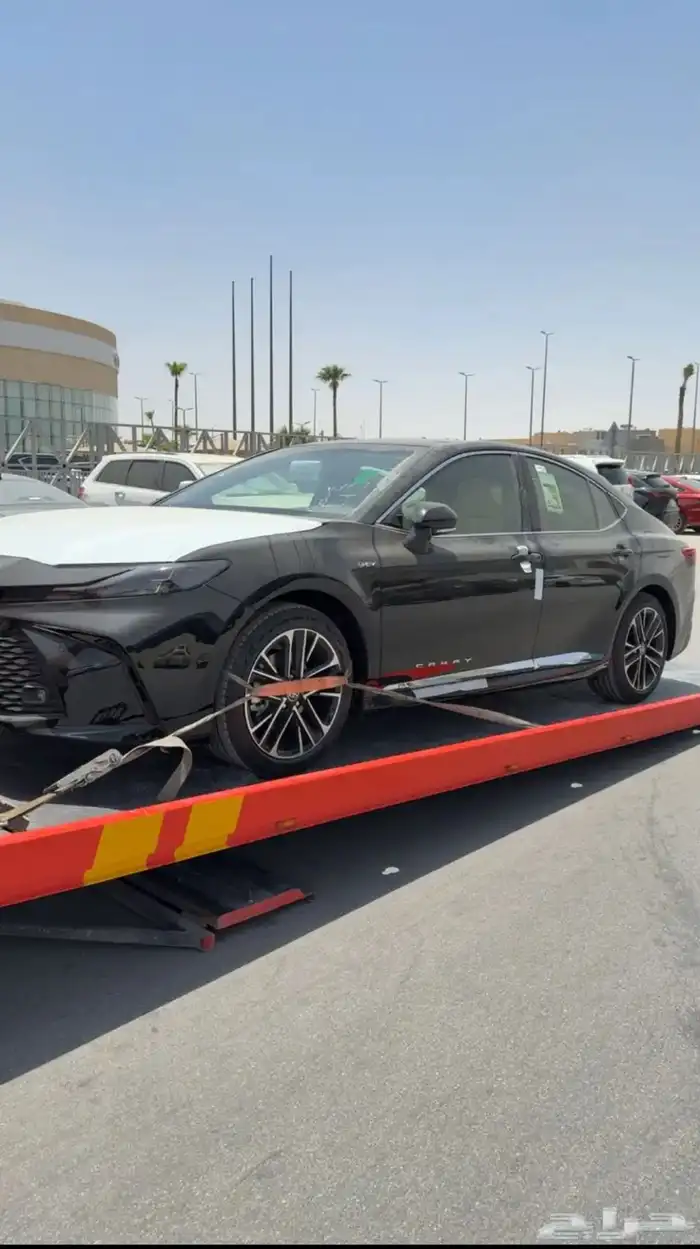 كامري هايبرد سقف بانورما اصفار 2025 0