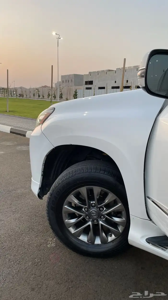 للبيع لكزس GX460 2014 17