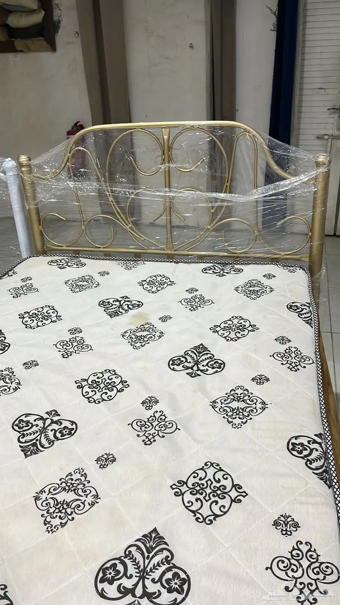 كراسي جيزانيه خشب سريد   نوم كراسي حديد لطب موديل جديد غرفة 7