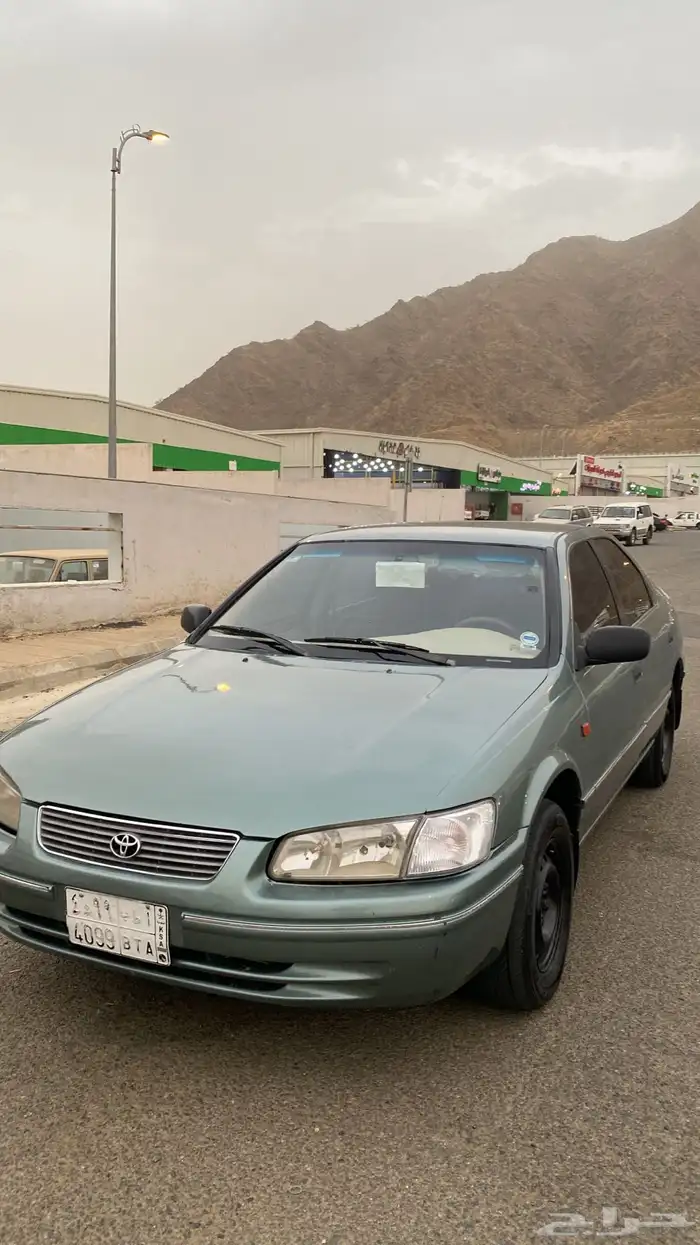 كامري الموديل 2000 1