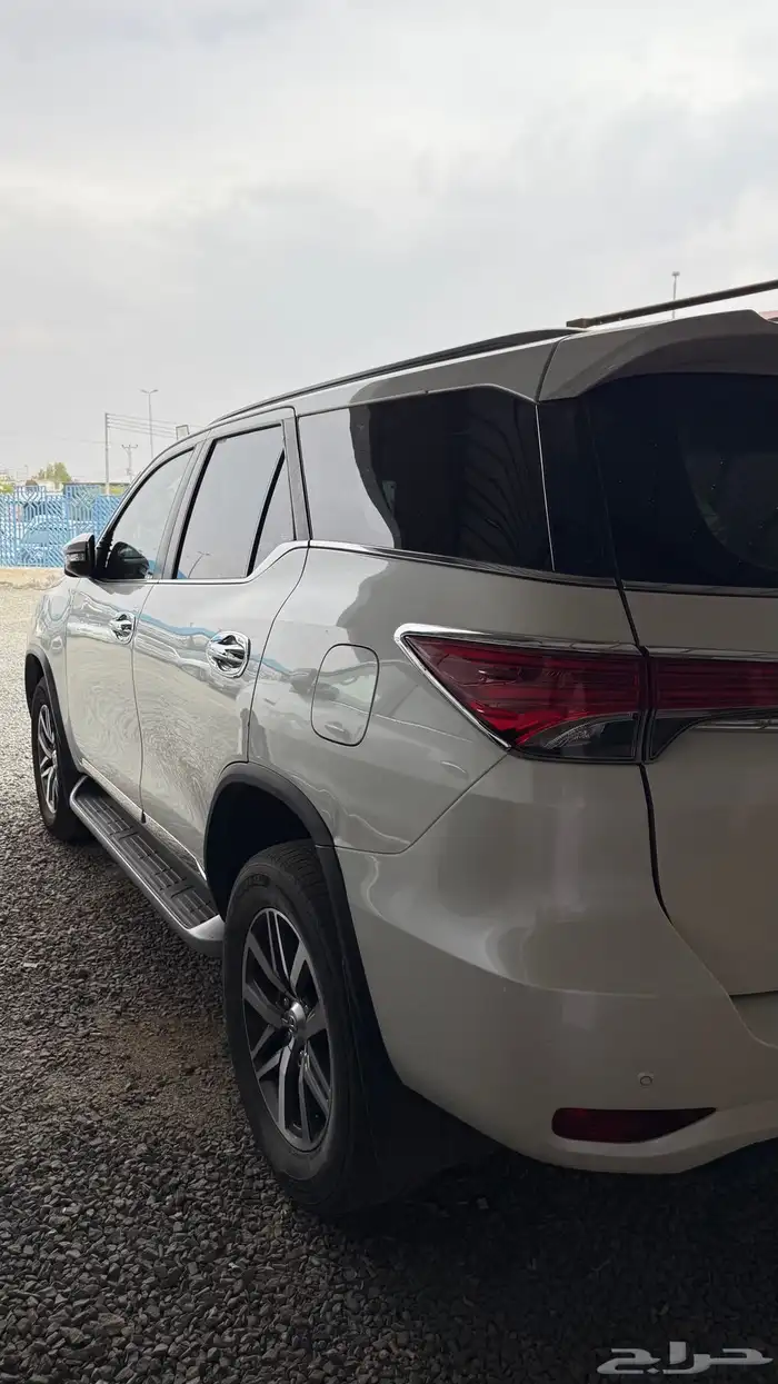 فورتشنر VX 2016 ( معرض أمجاد الصقري ) 3
