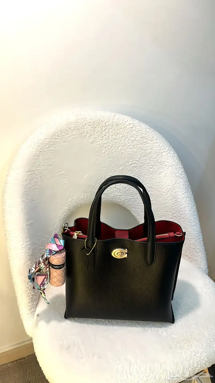 حقائب شناط ماركة بسعر مميز 6