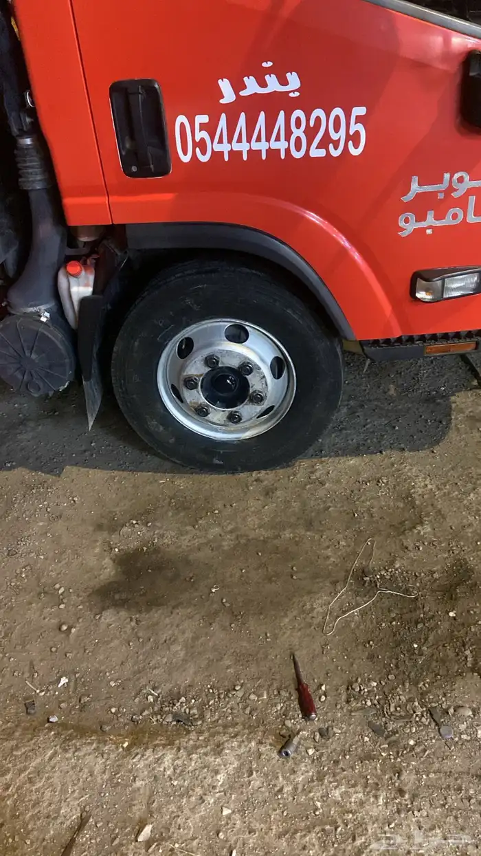 سطحه لنقل السيارات الخط السريع القصيم آلمدينه 1