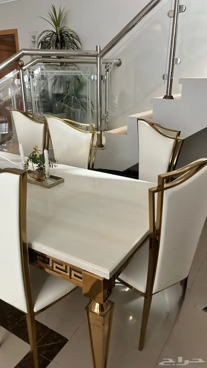 طاوله طعام 2