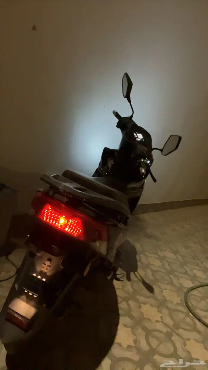 سكوتر كهربائي شكل العجيب 1