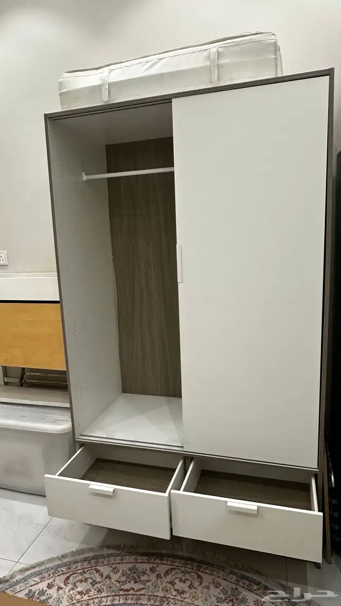 دولاب بابين سحاب نظيف للبيع 3
