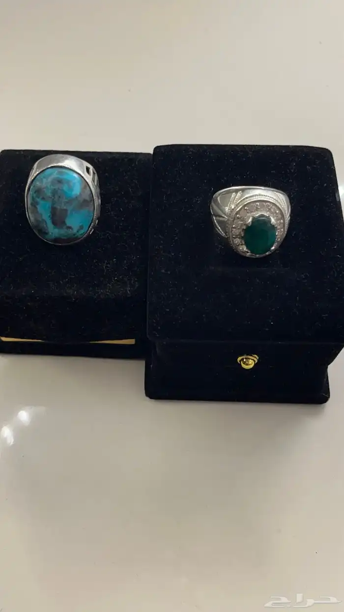 خاتم فيروز نشابوري وخاتم زمرد 0