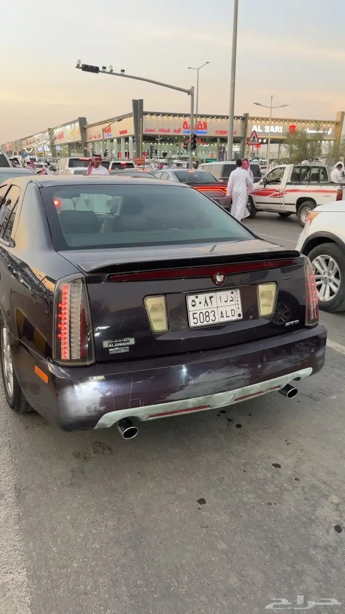 كاديلاك STS 8