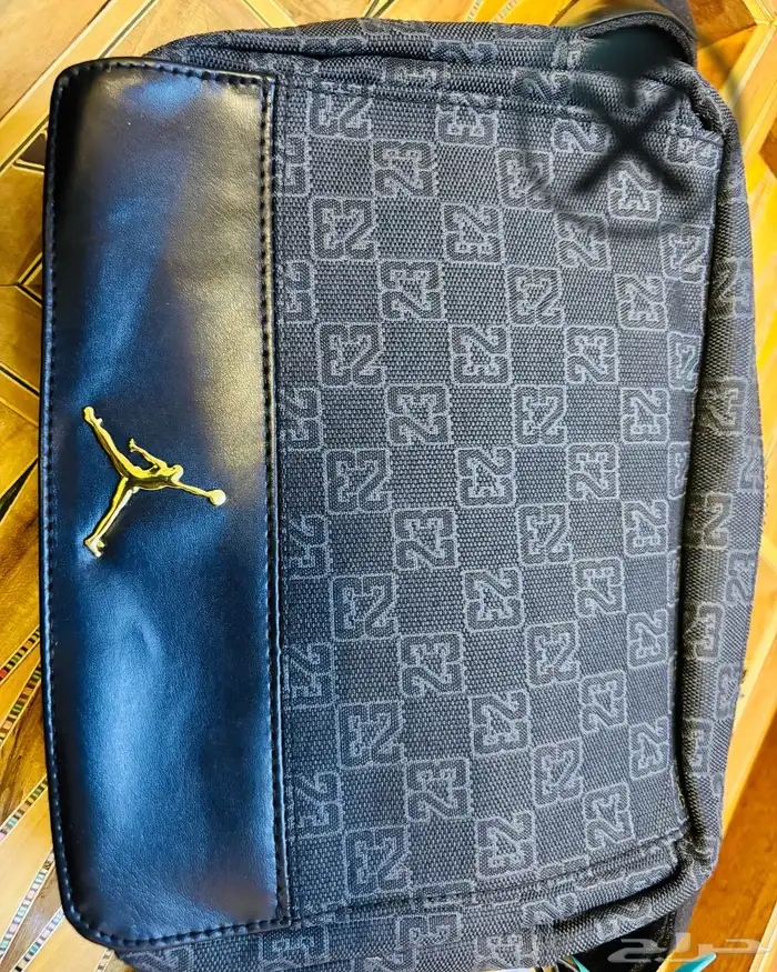 Upgrade Your Style   Convenience with Our Premium Crossbody 0