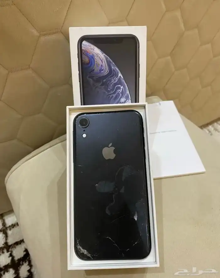 ايفونXR 9