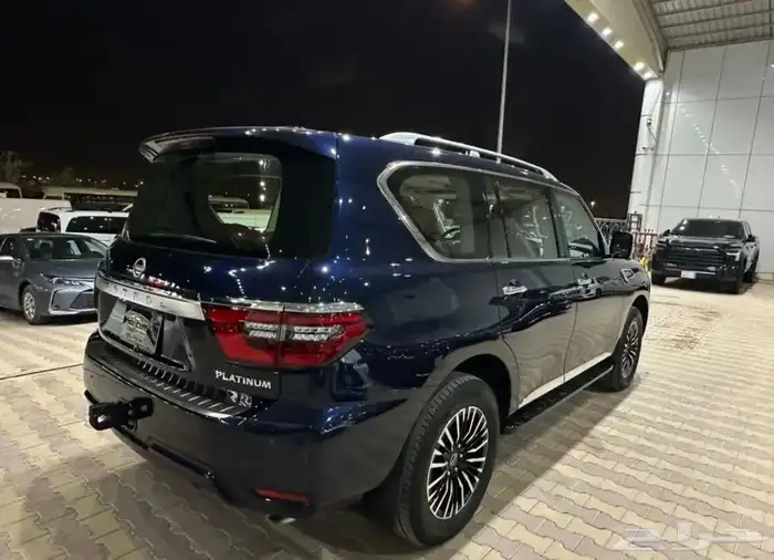 نيسان باترول بلاتينيوم موديل 2023 فل كامل نضيف 24