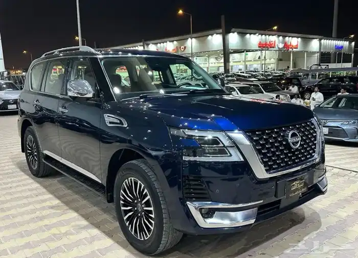 نيسان باترول بلاتينيوم موديل 2023 فل كامل نضيف 0