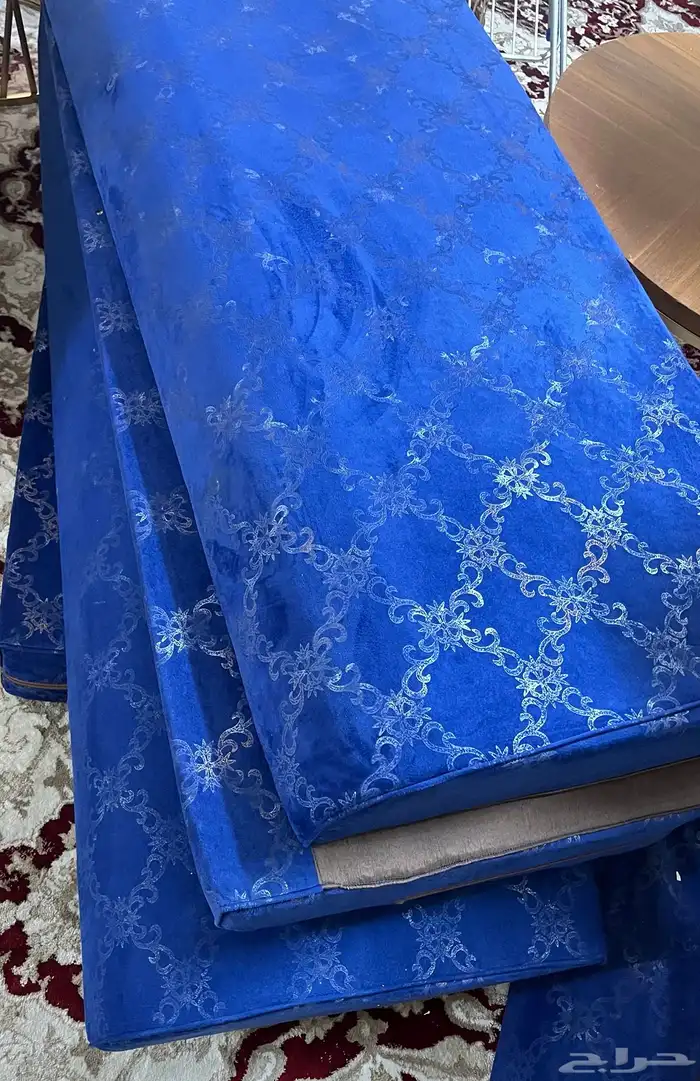 للبيع مساند مجلس 1