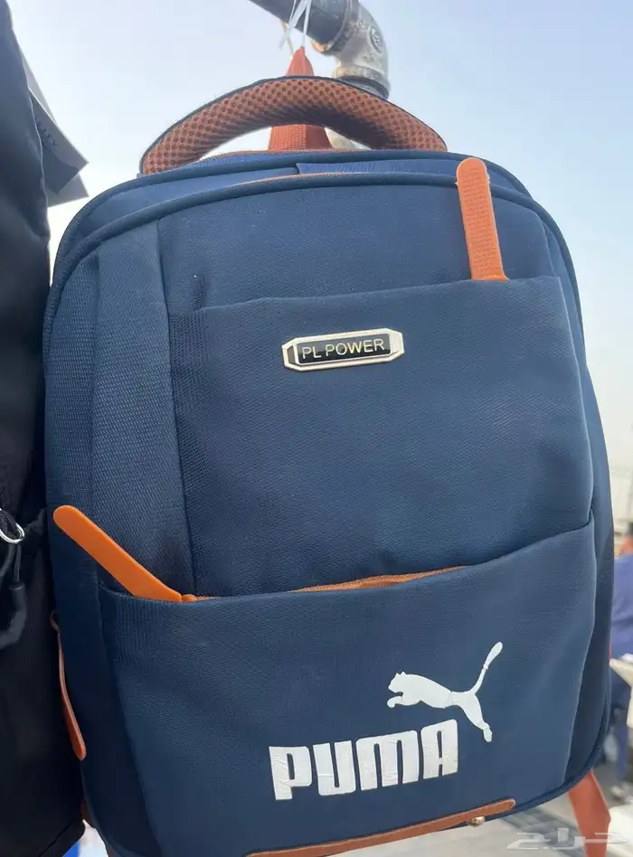 عروض شنط مدارس وشوزات اطفال ب95 بسس 19