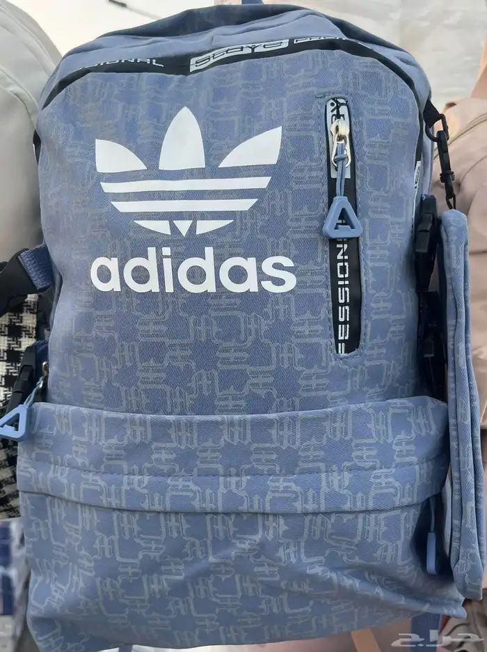 عروض شنط مدارس وشوزات اطفال ب95 بسس 17