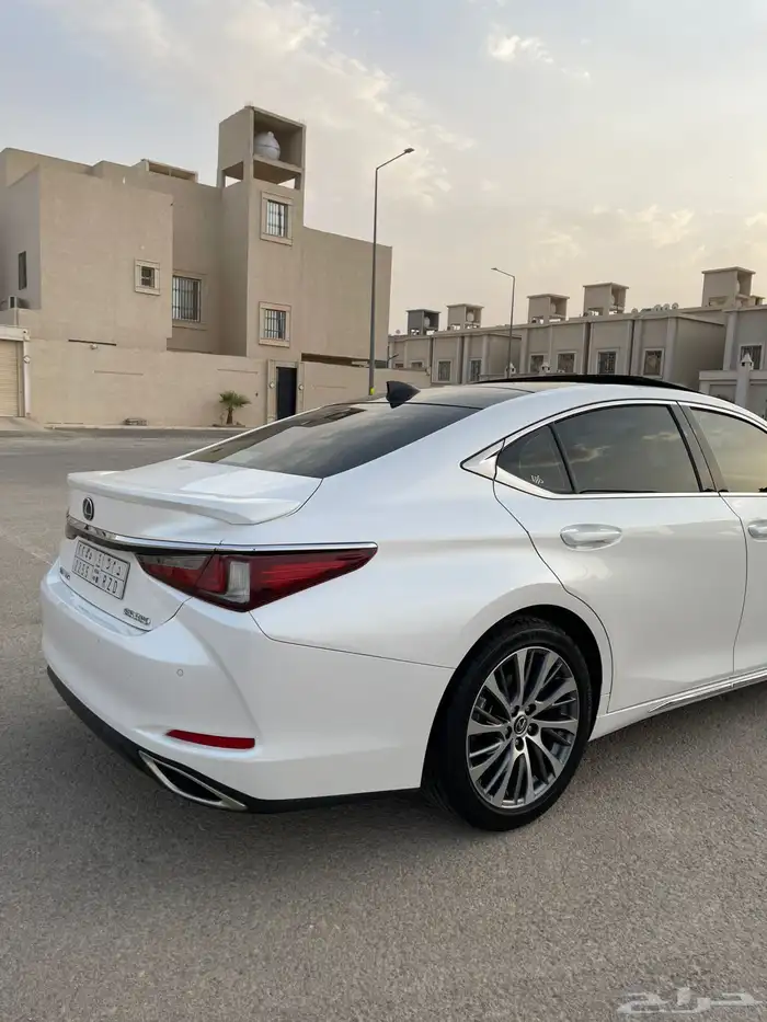 لكزز 350 9
