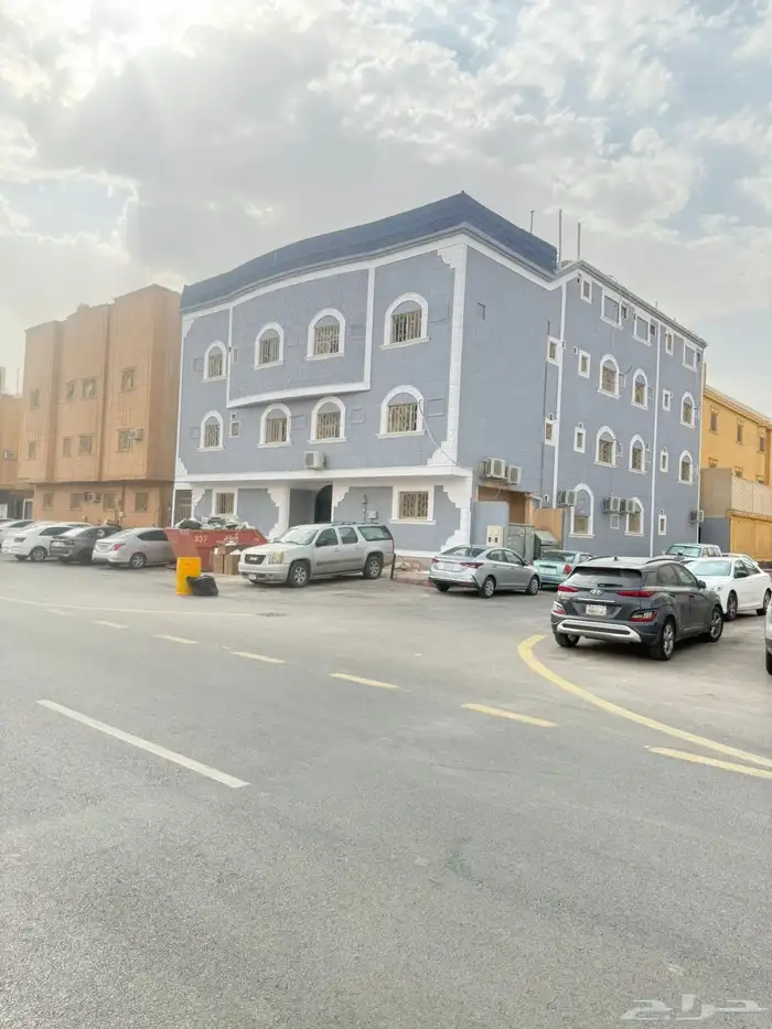 عماره للايجار بحي اشبيلية 0
