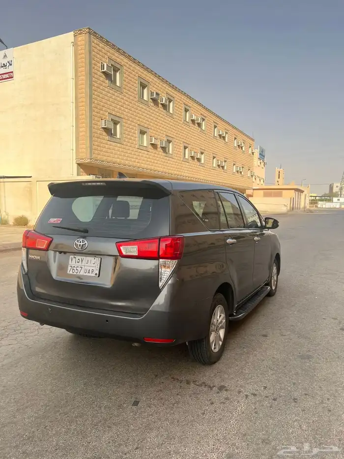 تايوتا انوفاء 1