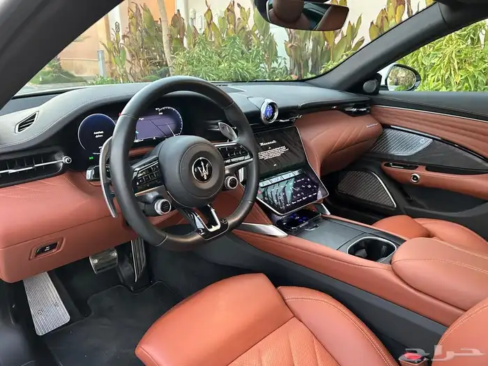 مازيراتي GranTurismo الجديده 2024 على الضمان والصيانه 7