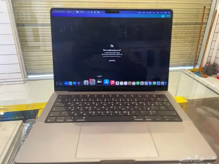 لابتوب ابل ماك واسس نظيفة وجديده 20