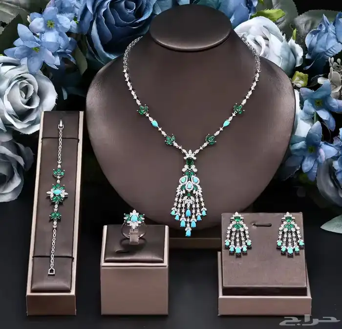 أطقم اكسسوارات بتصميم الماس 20
