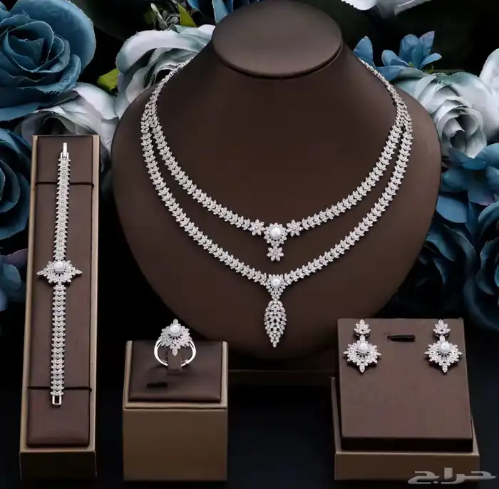 أطقم اكسسوارات بتصميم الماس 14