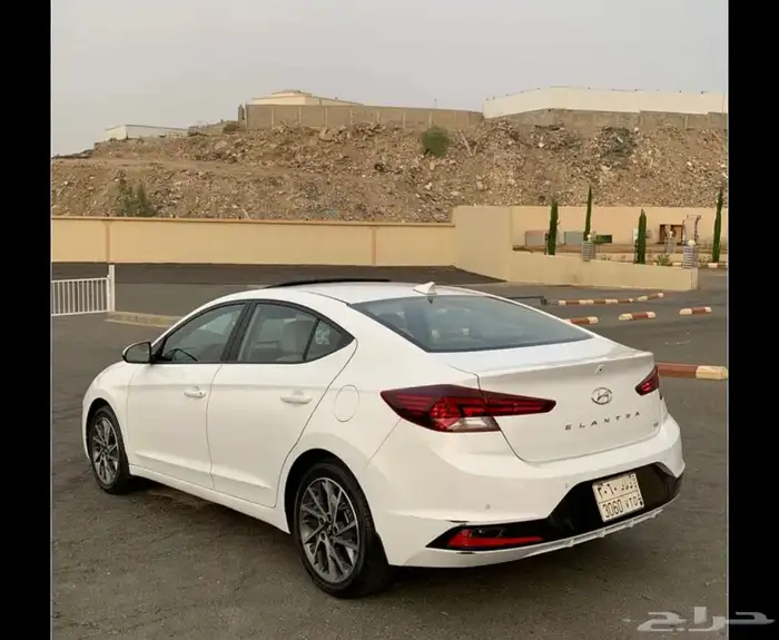 مطلوب سياره اقساط يوجد دفعه اولى تقريبا 20 الف 0