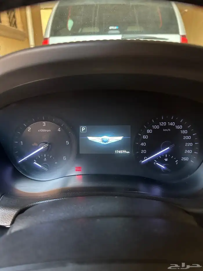 للبيع جنسيس G 80 ديزل نظيف 23