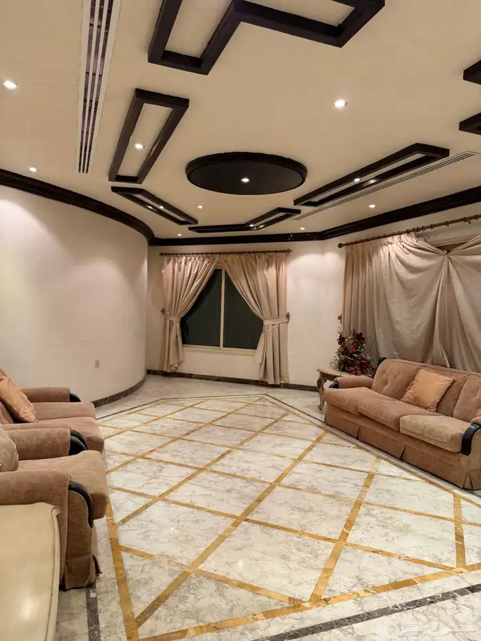 فله في الخبر بجوار كرنيش الخبر 4