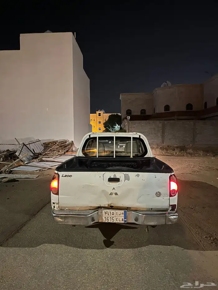 ميتسوبيشي 200L 3